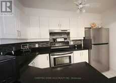 8 - 151 TOWNSGATE DRIVE | Vaughan Ontario | Slide Image Eight