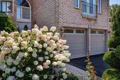 376 KEITH AVENUE | Newmarket Ontario | Slide Image Two