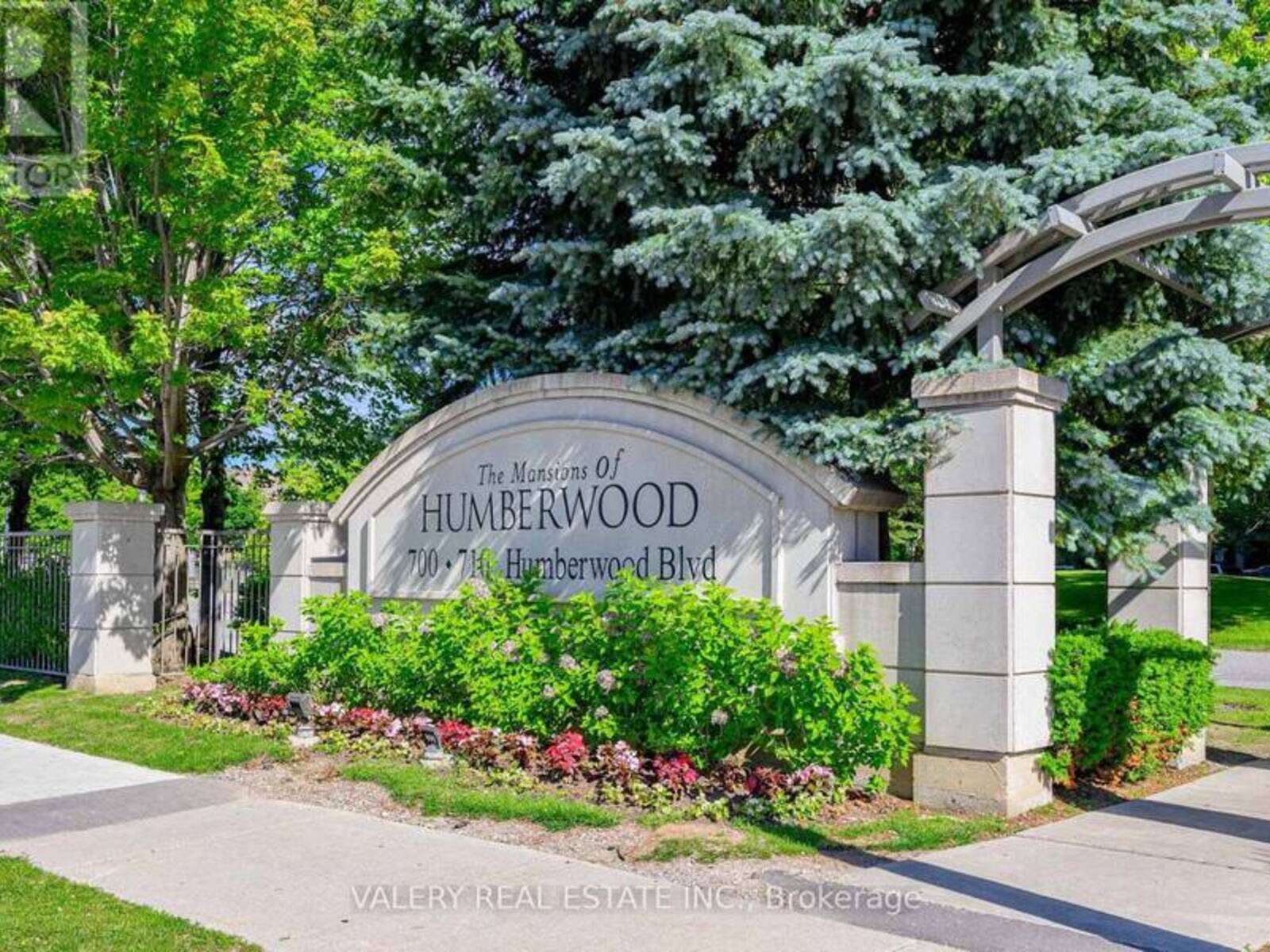 1626 - 700 HUMBERWOOD BOULEVARD, Toronto, Ontario M9W 7J4