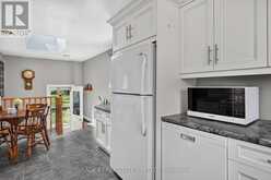 39 RIVERSIDE DRIVE | Lindsay Ontario | Slide Image Fifteen