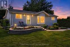 39 RIVERSIDE DRIVE | Lindsay Ontario | Slide Image Three