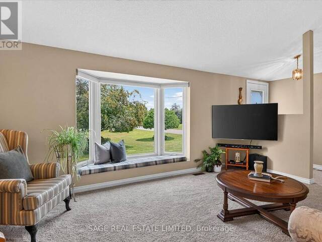 39 RIVERSIDE DRIVE Lindsay Ontario, K9V 0H6 - 3 Bedrooms Home For Sale