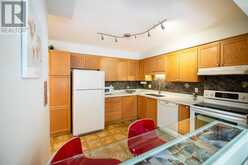55 - 151 CLAIRFIELDS DRIVE E | Guelph Ontario | Slide Image Six