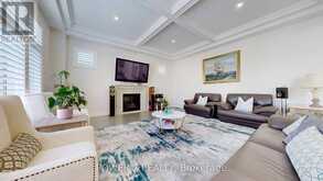 27 JOINER CIRCLE | Whitchurch-Stouffville Ontario | Slide Image Thirteen