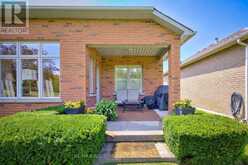 141 - 86 LEGENDARY TRAIL | Whitchurch-Stouffville Ontario | Slide Image Thirty-seven