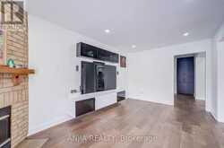 17 KENBOROUGH COURT | Markham Ontario | Slide Image Ten