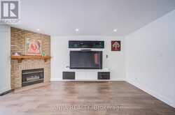 17 KENBOROUGH COURT | Markham Ontario | Slide Image Six