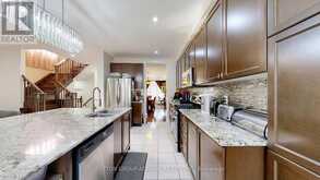 27 GIVON STREET | Vaughan Ontario | Slide Image Sixteen