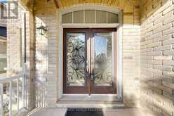 20 PINEFOREST PLACE | Markham Ontario | Slide Image Two