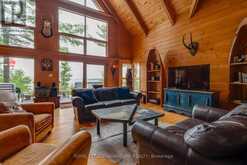 B350 ECHO ISLAND | Seguin Ontario | Slide Image Ten