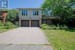 17 BRAMBLE DRIVE | Toronto Ontario | Slide Image Four