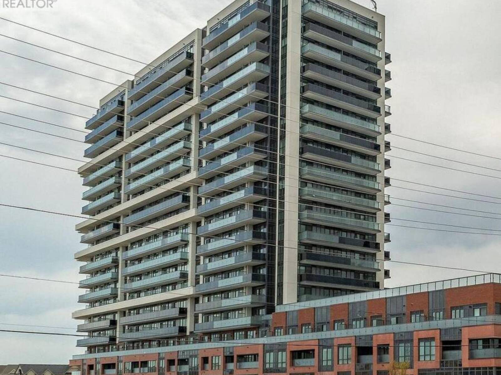 925 - 2545 SIMCOE STREET N, Oshawa, Ontario L1L 0W3