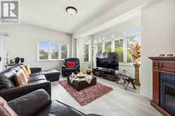 76 RIVERLANDS AVENUE | Markham Ontario | Slide Image Ten