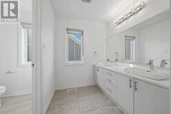 3205 MOSLEY STREET | Wasaga Beach Ontario | Slide Image Thirty-eight