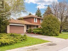 2 DURHAM CRESCENT Brampton Ontario, L6T 2X6
