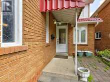 103 WHITCHURCH MEWS | Mississauga Ontario | Slide Image Four