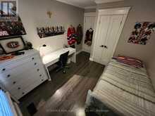 699 CASTLEGUARD CRESCENT | Burlington Ontario | Slide Image Sixteen