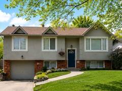 699 CASTLEGUARD CRESCENT Burlington Ontario, L7N 2W7