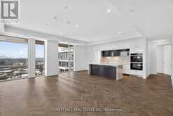LPH22 - 399 ROYAL ORCHARD BOULEVARD | Markham Ontario | Slide Image Three