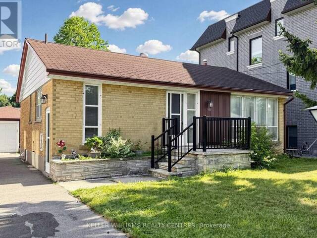 302 PALMER AVENUE Richmond Hill Ontario, L4C 1P3 - 4 Bedrooms Home For Sale