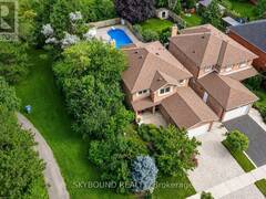 1944 ALDERMEAD ROAD Mississauga Ontario, L5M 3A1