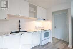 150 BELAND AVENUE S | Hamilton Ontario | Slide Image Six