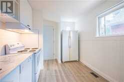 150 BELAND AVENUE S | Hamilton Ontario | Slide Image Nine