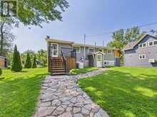 1004 BAGLEY ROAD | Gravenhurst Ontario | Slide Image Five