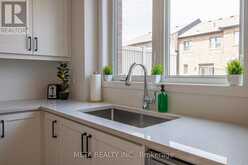 1359 WILLIAM HALTON PARKWAY | Oakville Ontario | Slide Image Thirteen