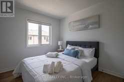 1359 WILLIAM HALTON PARKWAY | Oakville Ontario | Slide Image Nineteen
