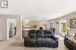 27 CREEK DRIVE | Georgina Ontario | Slide Image Thirteen