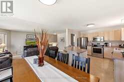 27 CREEK DRIVE | Georgina Ontario | Slide Image Fifteen