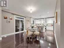 939 GORING CIRCLE | Newmarket Ontario | Slide Image Ten