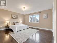 939 GORING CIRCLE | Newmarket Ontario | Slide Image Twenty-five