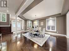 939 GORING CIRCLE | Newmarket Ontario | Slide Image Five