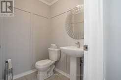 6 GLOBEMASTER LANE | Richmond Hill Ontario | Slide Image Twelve