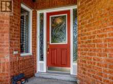 22 CANYON HILL AVENUE | Richmond Hill Ontario | Slide Image Four