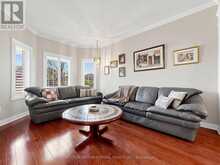 22 CANYON HILL AVENUE | Richmond Hill Ontario | Slide Image Five
