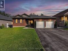 34 MCDERMITT TRAIL Tay Ontario, L0K 2A0