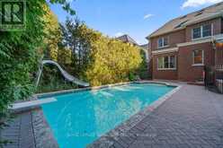 428 GLENGROVE AVENUE | Toronto Ontario | Slide Image Thirty