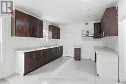 255 HALL AVENUE | Windsor Ontario | Slide Image Eleven