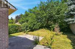 127 O'CONNOR CRESCENT | Richmond Hill Ontario | Slide Image Thirty-eight