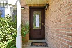 127 O'CONNOR CRESCENT | Richmond Hill Ontario | Slide Image Four
