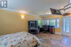 405 CHAMPLAIN ROAD | Penetanguishene Ontario | Slide Image Fifteen