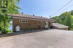 405 CHAMPLAIN ROAD | Penetanguishene Ontario | Slide Image Four
