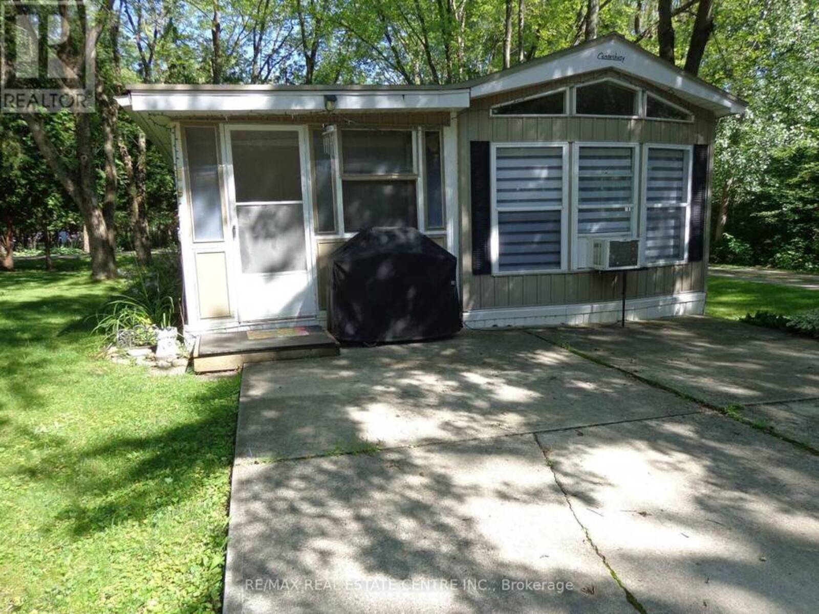 422 - 1652 PUDDICOMBRE ROAD, Wilmot, Ontario N3A 2Z4