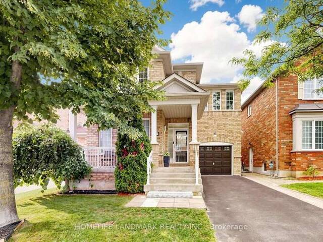 129 BEARE TRAIL Newmarket Ontario, L3X 3B6 - Property For Sale