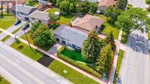 1 DUNDEE DRIVE | Toronto Ontario | Slide Image Three
