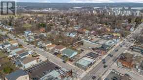 8 BRANTDALE AVENUE | Hamilton Ontario | Slide Image Thirty