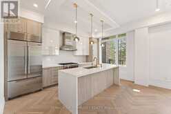 42 GLOBEMASTER LANE | Richmond Hill Ontario | Slide Image Fifteen